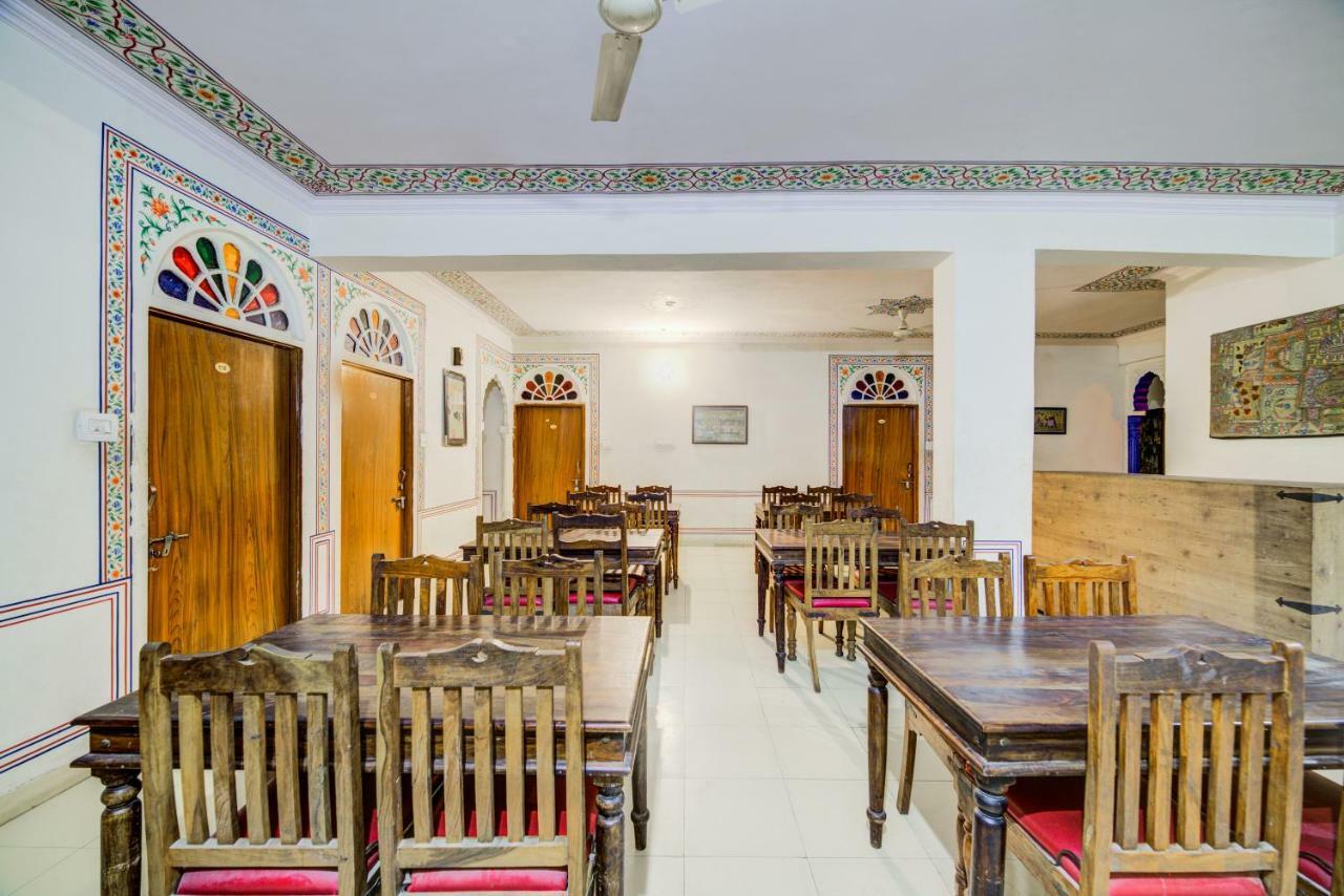Oyo 40791 Hotel Hot N Fast Suratgarh Экстерьер фото